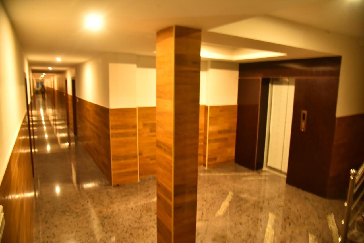 Hotel Four Seasons Velankanni Exterior foto